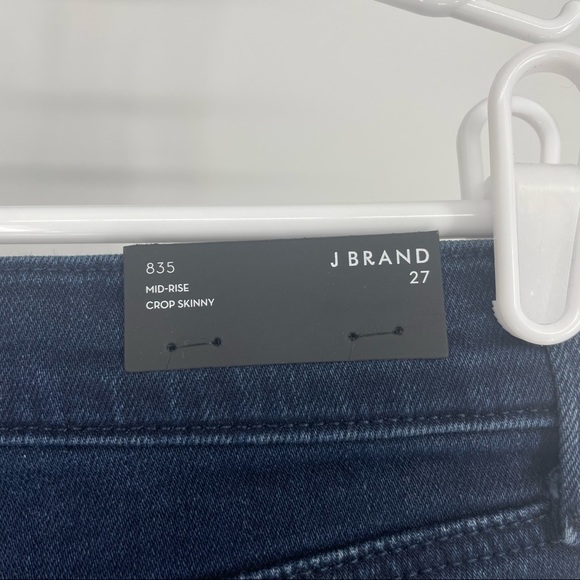 JBRAND NWT SKINNY DARK WASH BLUE JEANS WITH ZIPPER HEM 27 - Picture 3 of 8